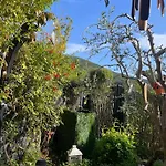 La & Bali Apartman *