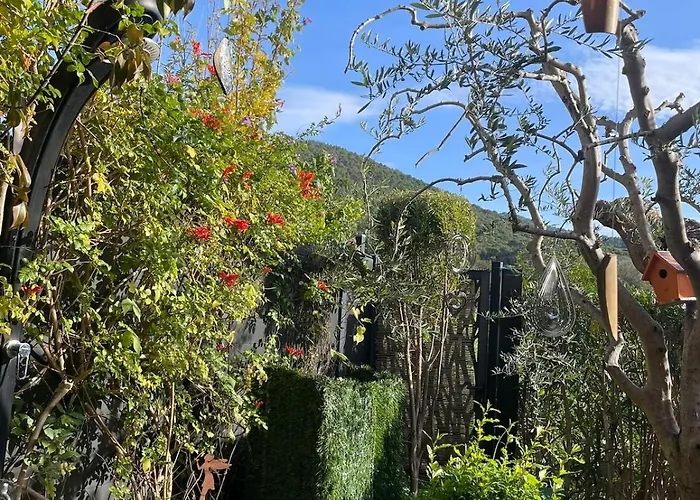 La & Bali 아파트